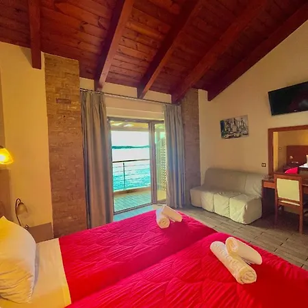 Guest house Entheon Marathopoli